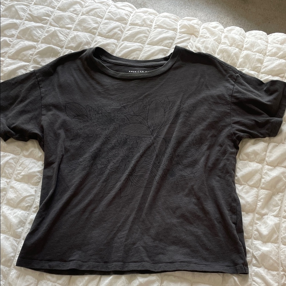 American Eagle Outfitters Black Short Sleeve Tee